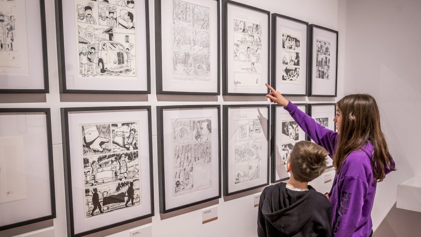 La mostra atrau l'atenció de petits i grans