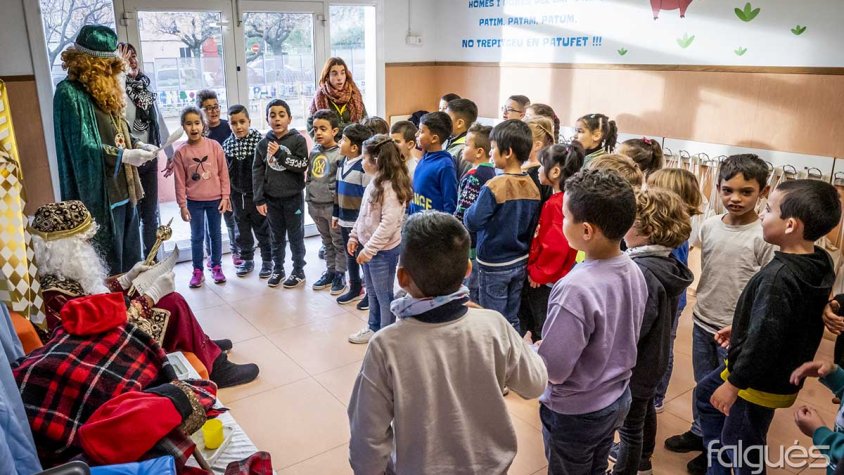 Els patges van visitar tant l'escola com la llar d'infants