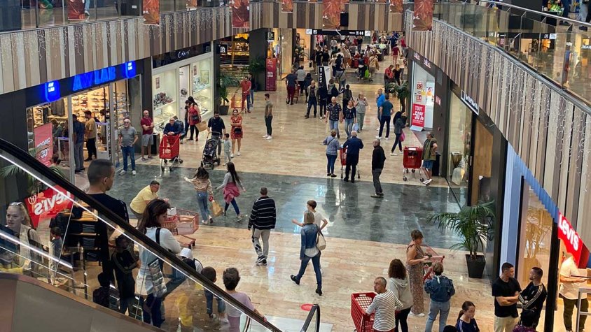 Els cossos policials patrullen diàriament pel Gran Jonquera