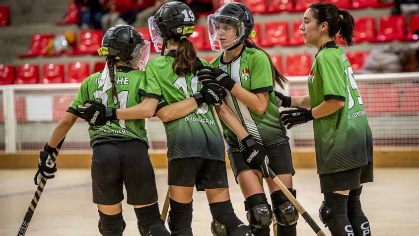 El FEM17 va fer un gran partit contra el Manlleu