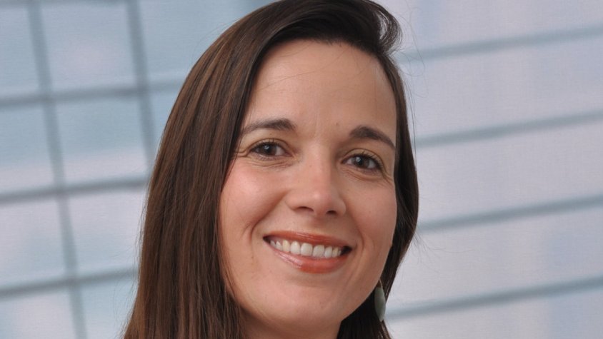 La Mireia viu a Suïssa, on treballa com a consultora de comunicació internacional