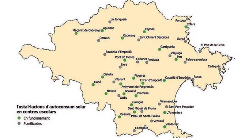 Mapa dels centres on ja hi ha instal·lacions fotovoltaiques, i dels que les tenen previstes