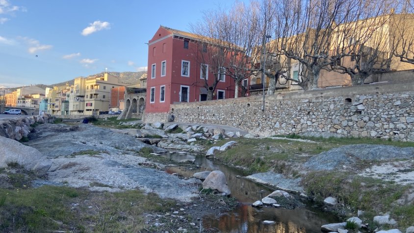 Estat actual del riu Llobregat al seu pas per la Jonquera