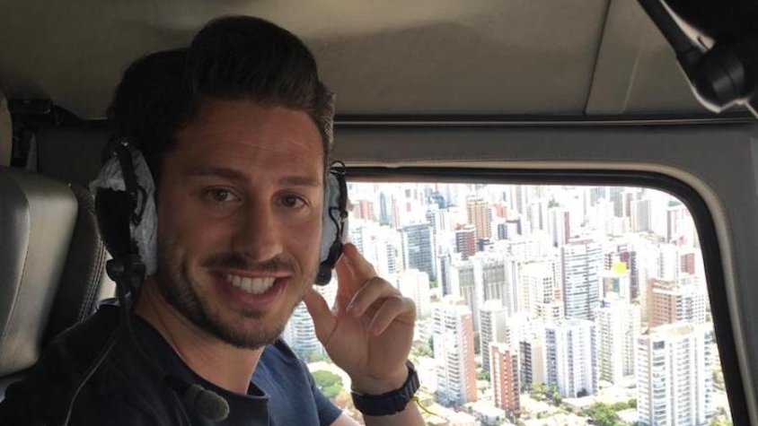 Actualment viu a São Paulo