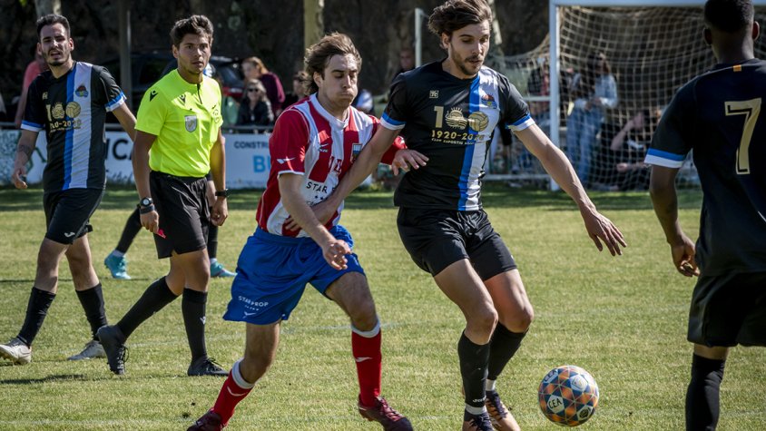 Arnau Garcia va anotar el 2-1