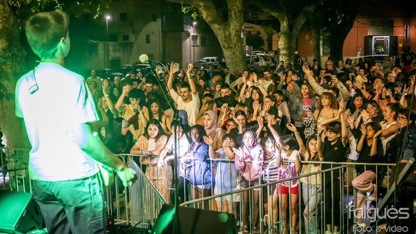 La Nit Jove, multitudinària