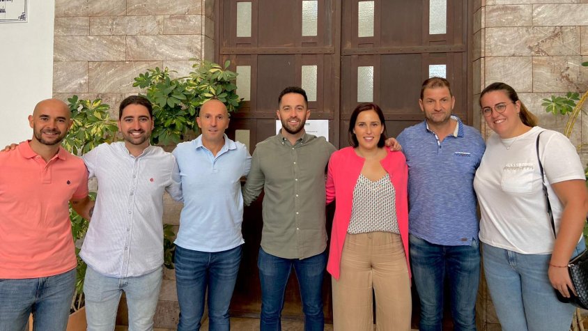 Membres del govern jonquerenc i de l'arriateny, a Arriate