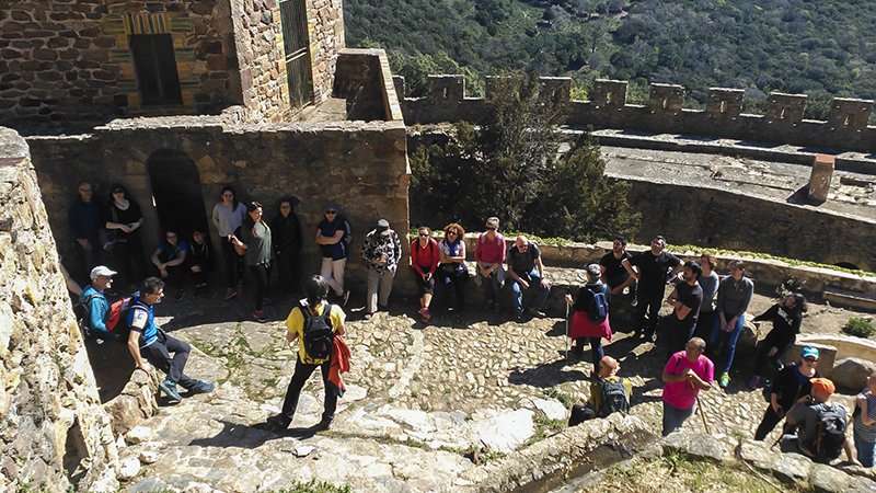 Hi van participar una quarantena de persones