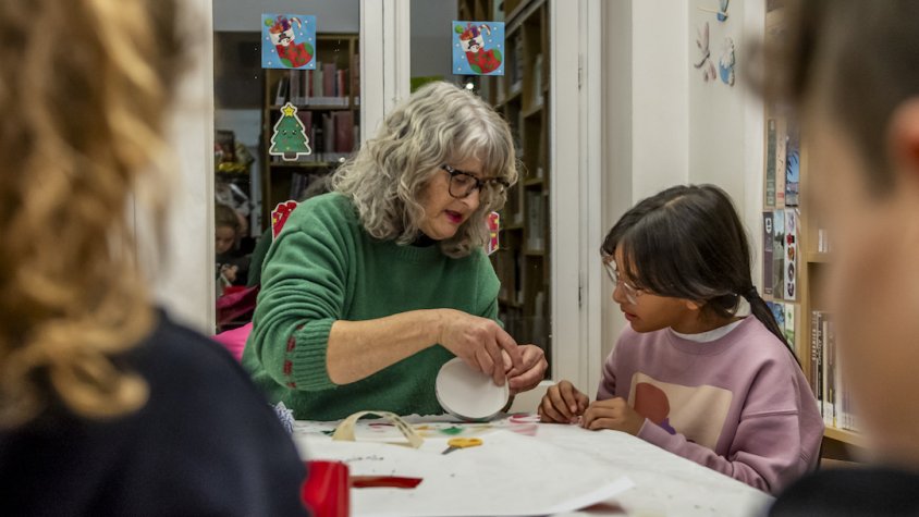 La sessió es va fer a la biblioteca municipal