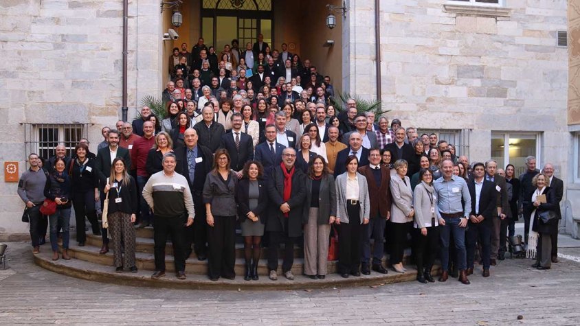 Foto de família, amb Míriam Lanero a primera fila