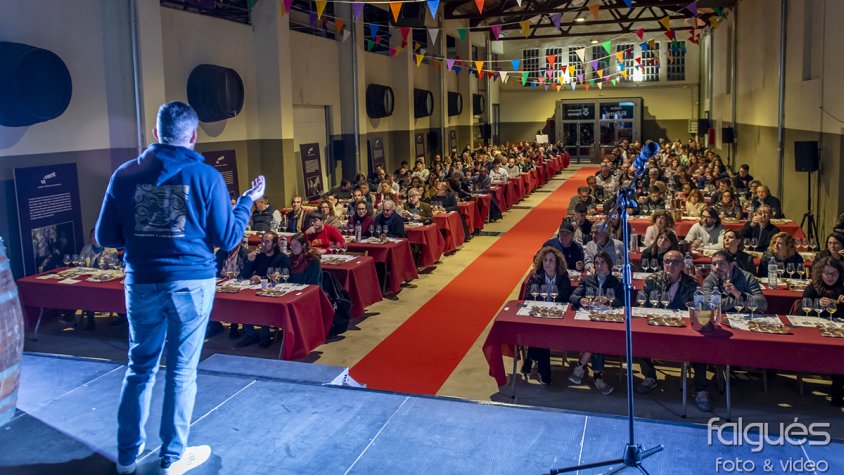 La festa va començar el divendres amb un tast de vins
