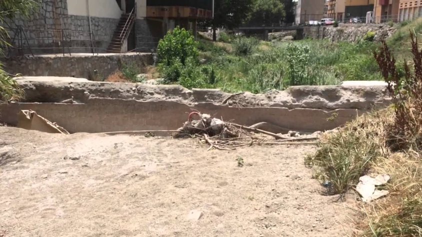 Primera gran calorada de l'estiu: 37,7 graus de dia i nit a 23,2. Imatge d'arxiu