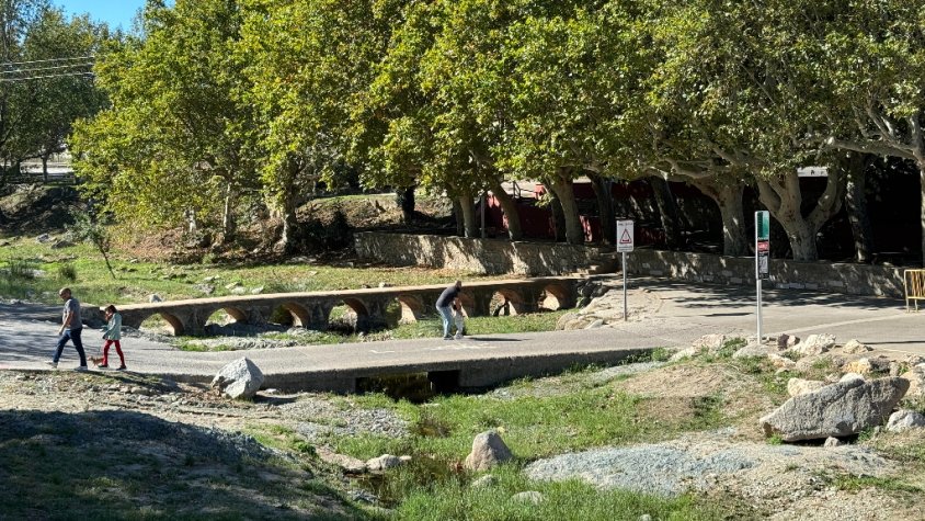 Setembre fresc però sec a la Jonquera. Riu LLobregat el passat 31 de setembre