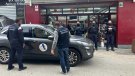 Comís de mercaderia falsificada en 3 locals del Portús