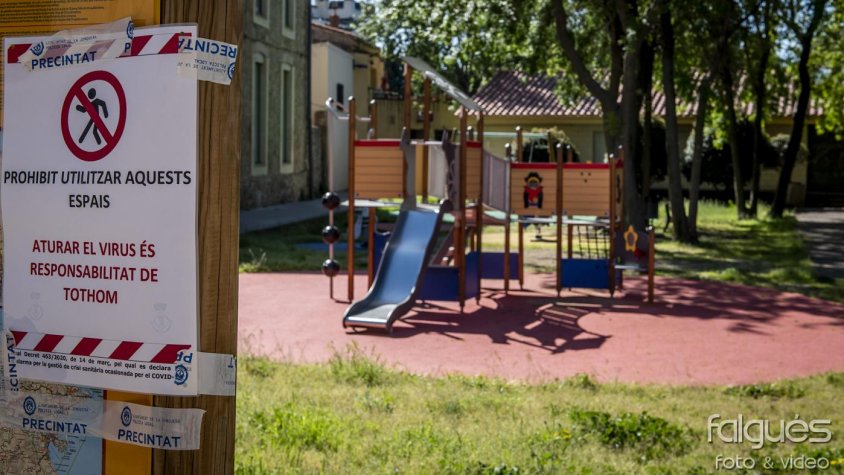 El tancament d'espais públics i els missatges de l'alerta van ser un habitual