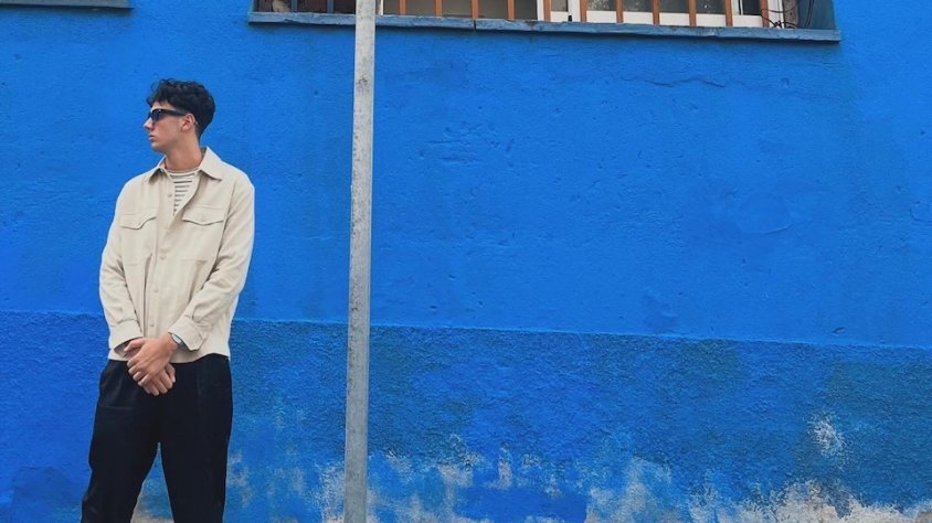 En Julien Villanueva s'ha criat a la Jonquera, on encara té vincles familiars i d'amistats