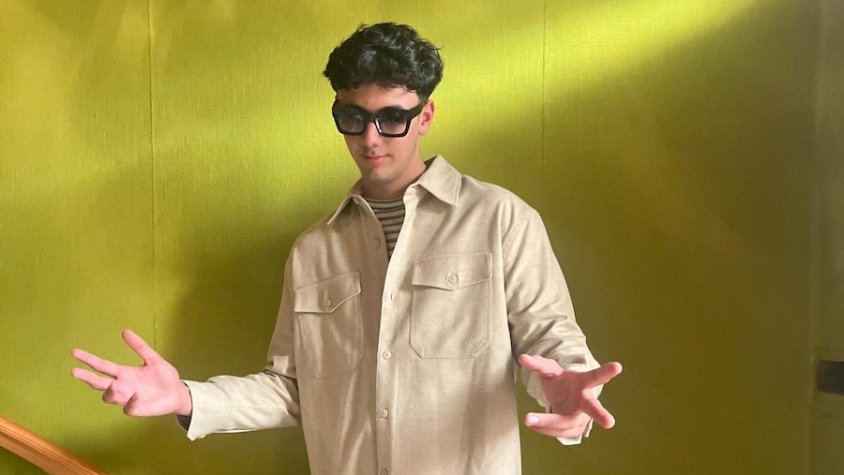 En Julien Villanueva s'ha criat a la Jonquera, on encara té diversos vincles