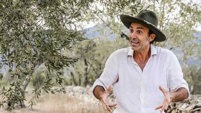 L'actor Ernesto Collado des de Cantallops per al diari Ara