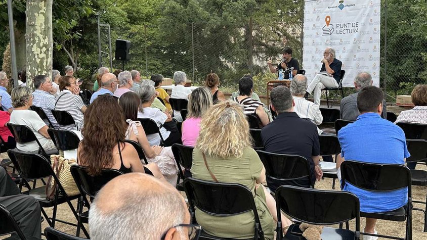 Roc Casagran inaugura el cicle Punt de Lectura d’Agullana amb una invitació a somiar illes