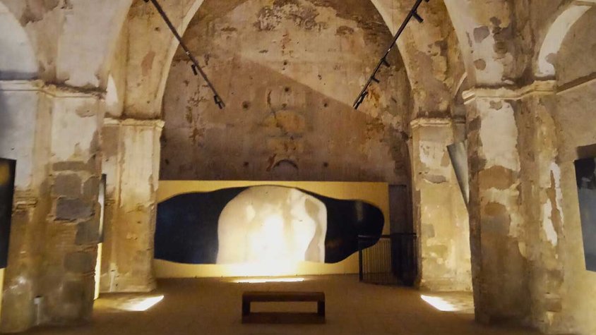 'ANAGNÒRISI', l’art de Jordi Isern al Convent de Sant Agustí aquest estiu