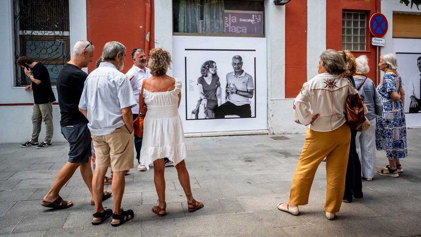 Àlbum de fotografies 'Destí la Jonquera, mirades que travessen fronteres'