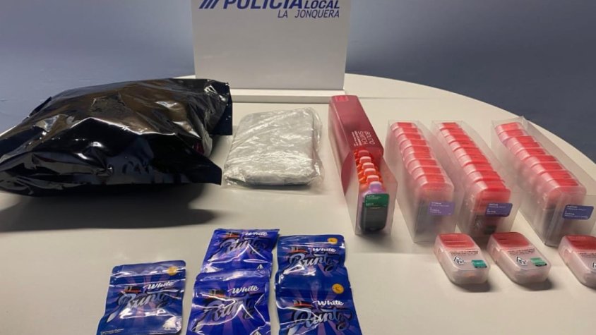 Detingut un ciutadà estatunidenc per un presumpte delicte contra la salut pública