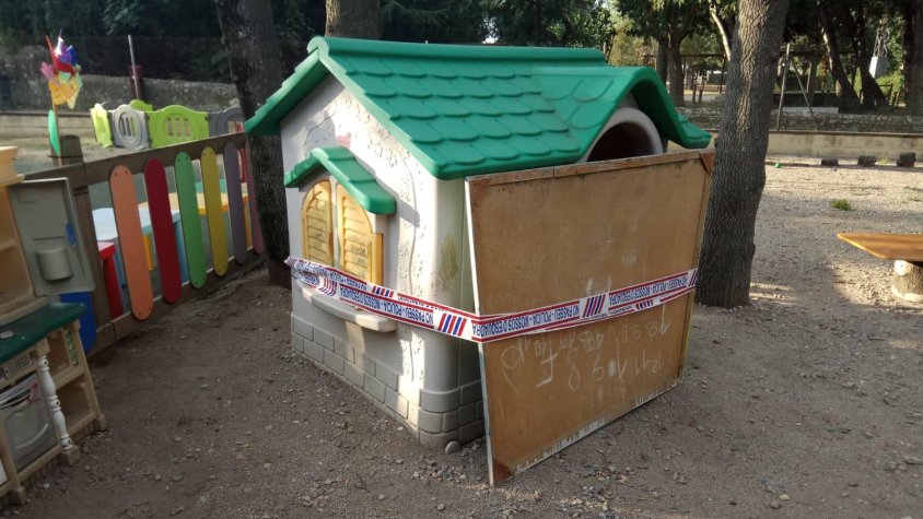 L'endemà ja van treure el precinte