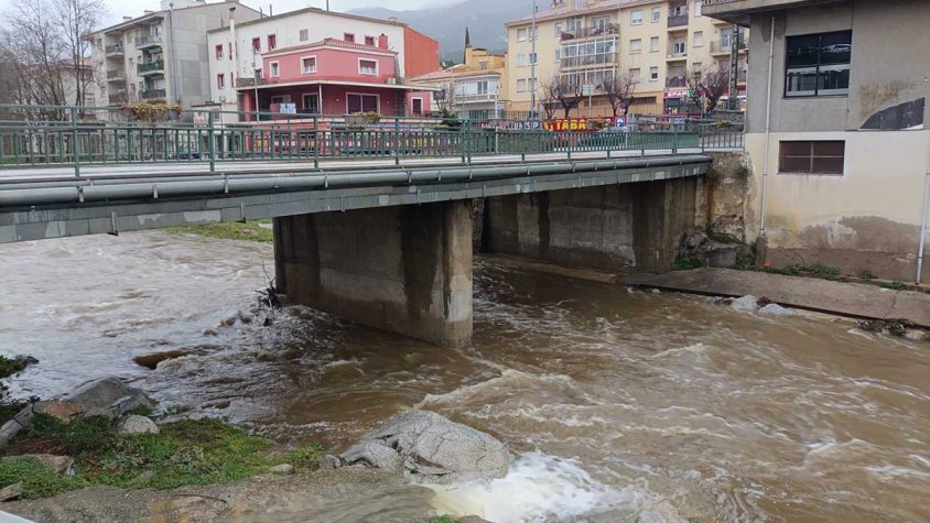 La llevantada deixa pluges abundants a la Jonquera i entorns