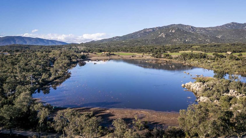 Els Estanys de Canadal a la Jonquera a vista de dron