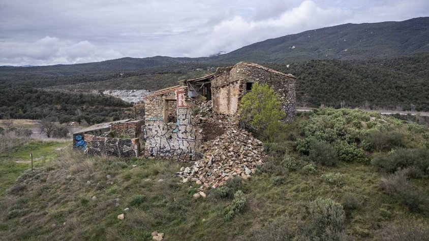 S’ensorra part de la masia de la família de Joan Laporta a la Jonquera