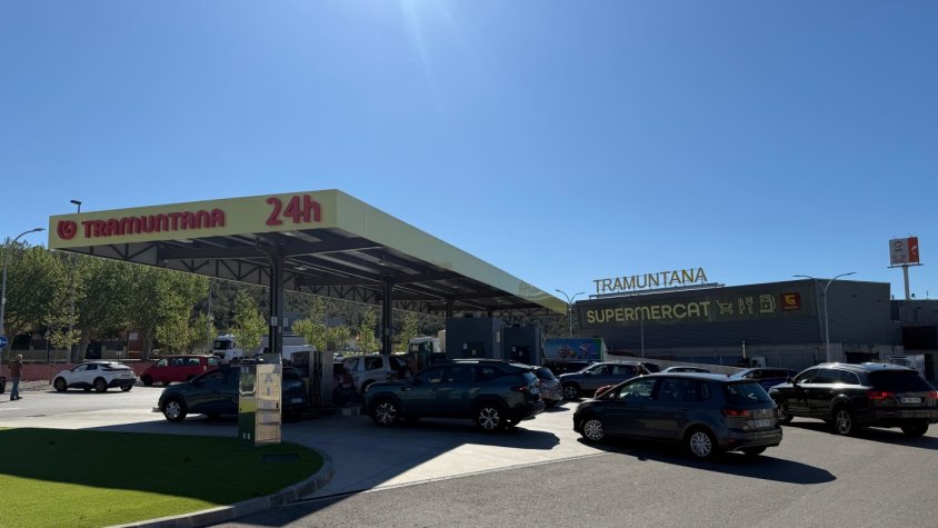 Les visites de vehicles francesos a l'àrea de servei Tramuntana han pujat un 22%